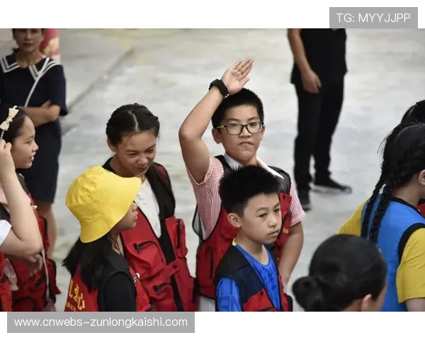 面包店连夜赶制爱心套餐，支持瑞安球员远征